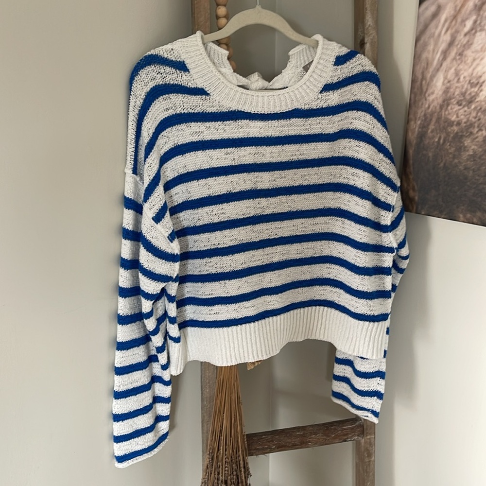 J Crew Tie Back Sweater - Picture 3 of 4